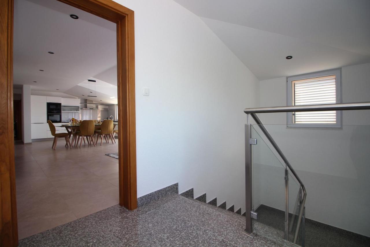 Grande Rosa Apartment Vrulje  Ngoại thất bức ảnh