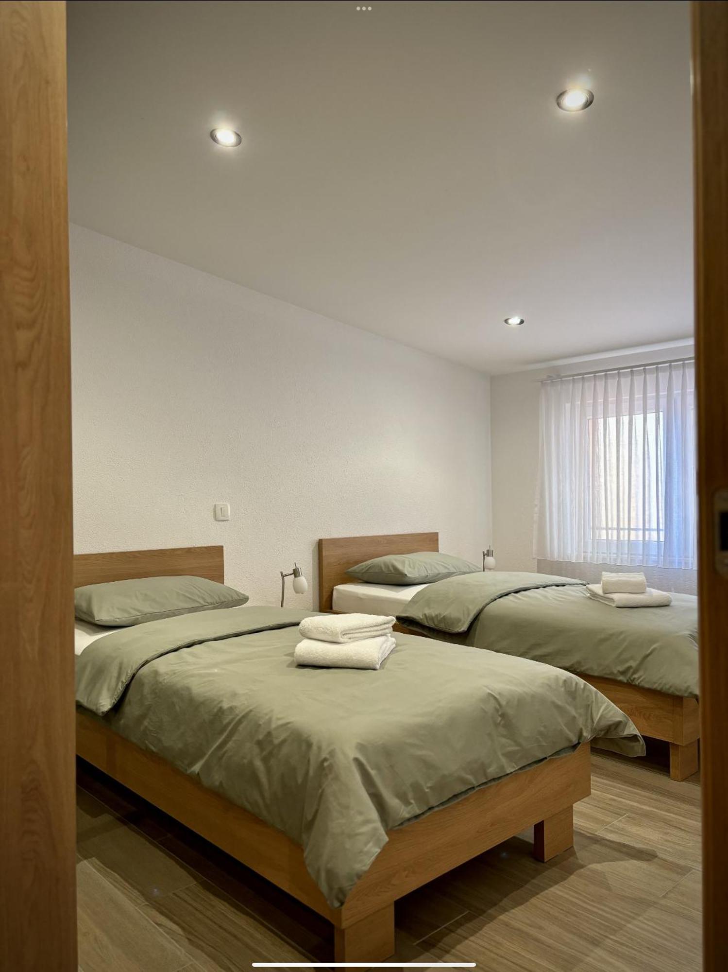 Grande Rosa Apartment Vrulje  Ngoại thất bức ảnh