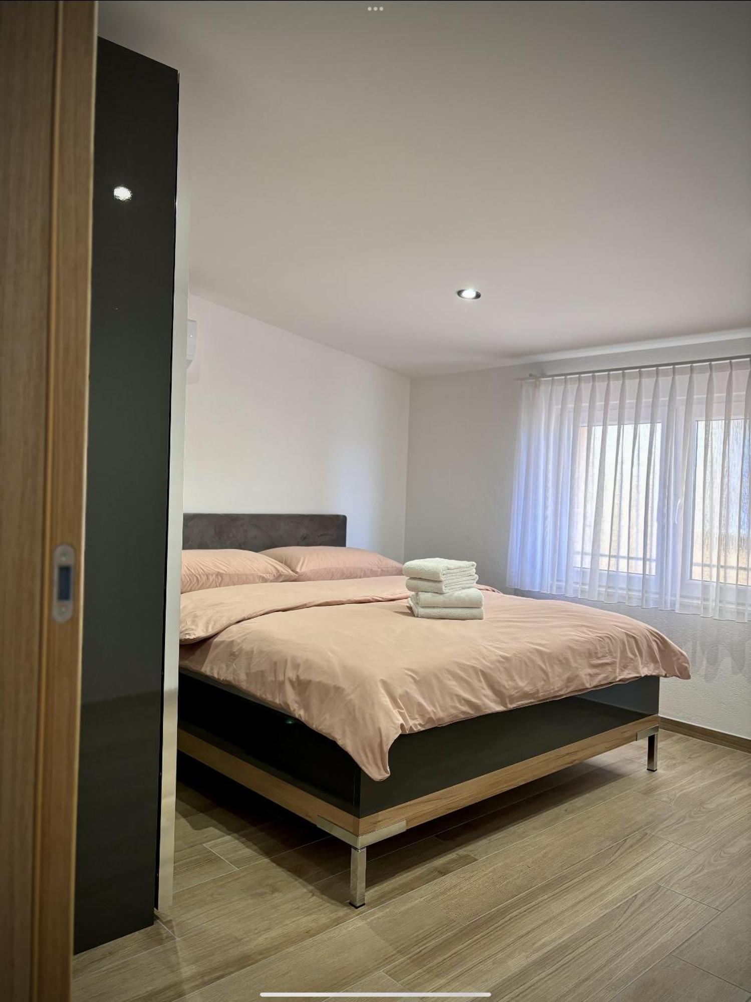 Grande Rosa Apartment Vrulje  Ngoại thất bức ảnh